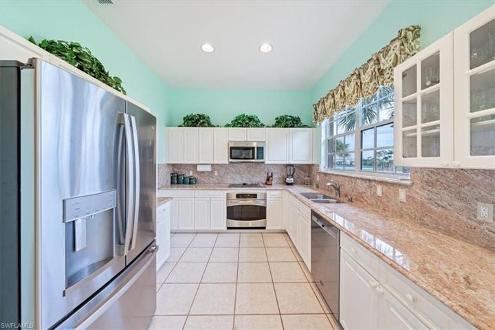 26951 Wyndhurst CT # 201, BONITA SPRINGS FL 34134