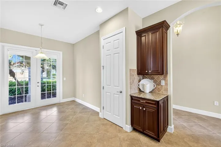 11107 Laughton Cir, Fort Myers, Florida 33913