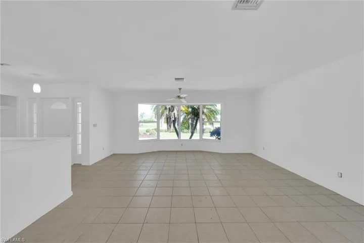 4001 SE 10th  AVE, Cape Coral, FL 33904