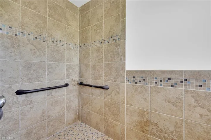 4001 SE 10th  AVE, Cape Coral, FL 33904