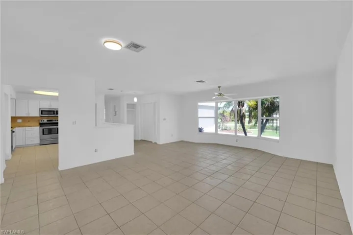 4001 SE 10th  AVE, Cape Coral, FL 33904