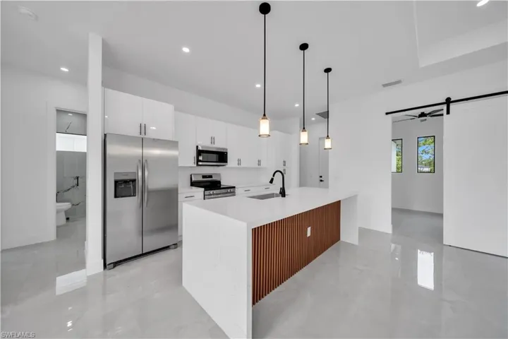 453 Spring Ave S, Lehigh Acres, Florida 33974