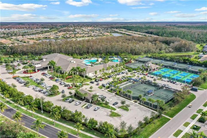 28412 Burano DR, BONITA SPRINGS FL 34135