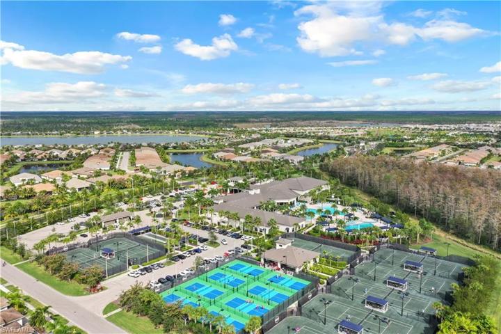 28412 Burano DR, BONITA SPRINGS FL 34135