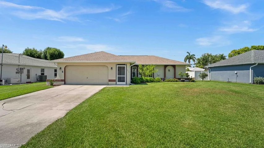419 SE 23rd  ST, Cape Coral, FL 33990