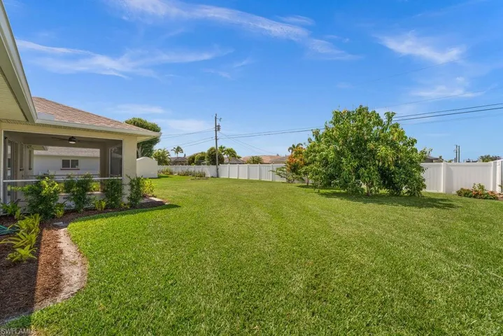 419 SE 23rd  ST, Cape Coral, FL 33990