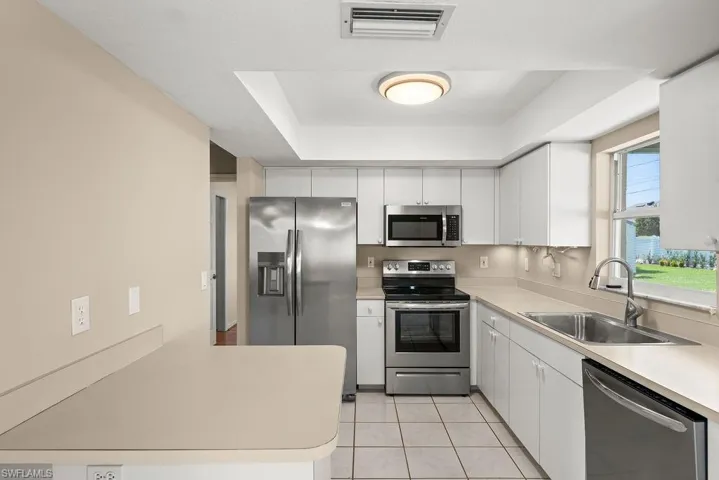 419 SE 23rd  ST, Cape Coral, FL 33990