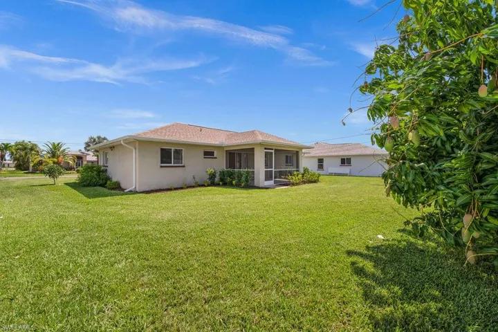 419 SE 23rd  ST, Cape Coral, FL 33990