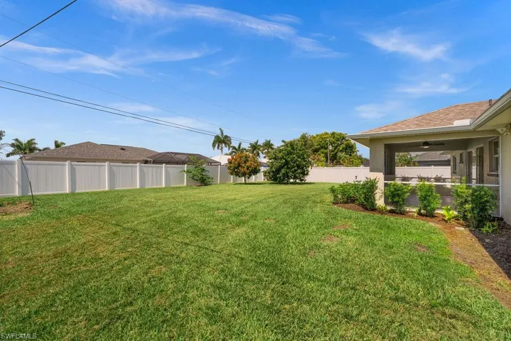 419 SE 23rd  ST, Cape Coral, FL 33990
