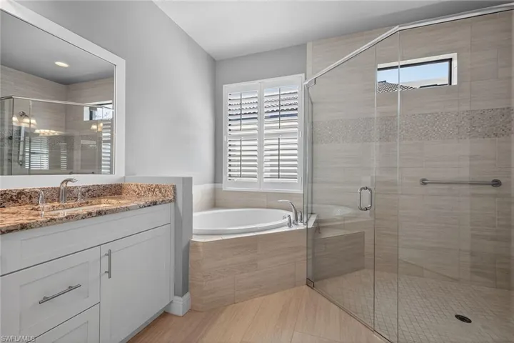 Soaking "Roman" tub with separate walk-in shower