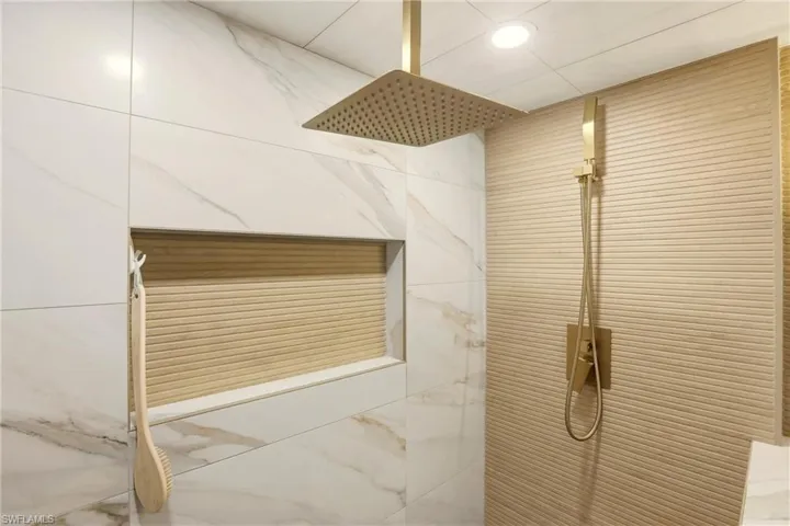 beautiful quest shower