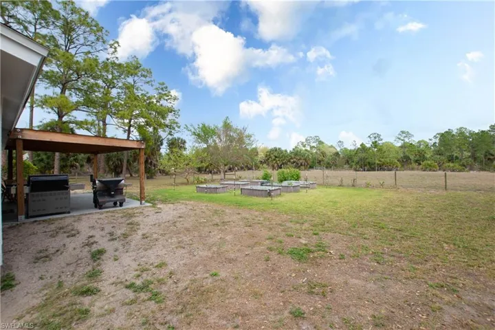 2210  20th NE AVE, Naples, FL 34120