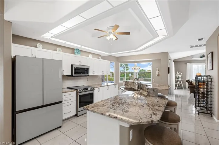 1407 Ne 19th Ter, Cape Coral Fl 33909