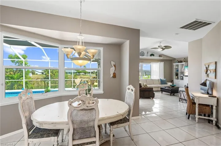 1407 Ne 19th Ter, Cape Coral Fl 33909