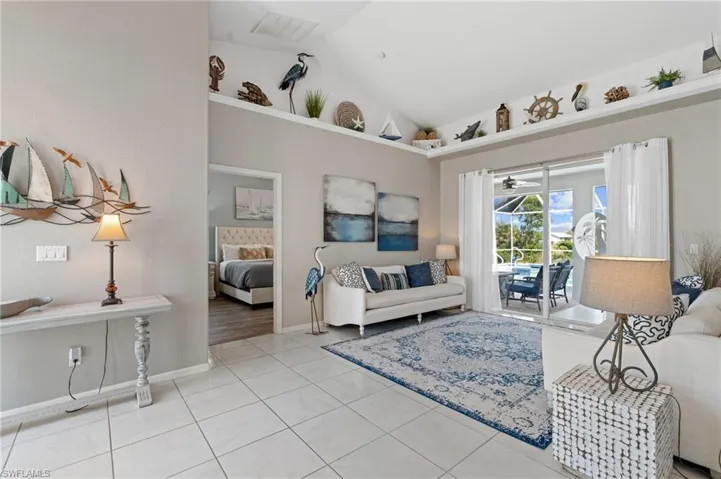 1407 Ne 19th Ter, Cape Coral Fl 33909