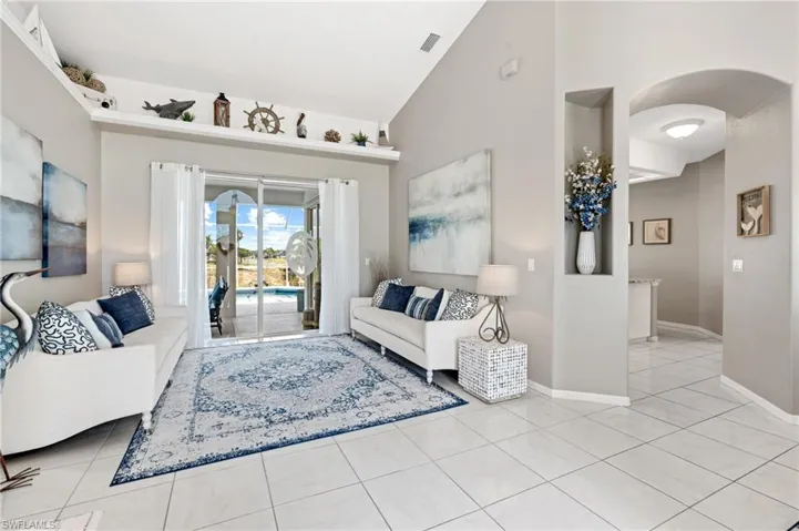 1407 Ne 19th Ter, Cape Coral Fl 33909