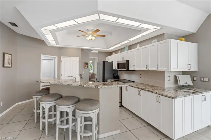 1407 Ne 19th Ter, Cape Coral Fl 33909
