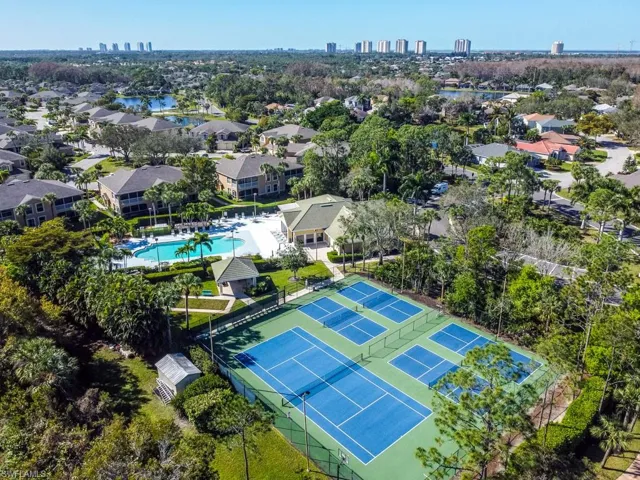 23082  Lone Oak  DR, Estero, FL 33928