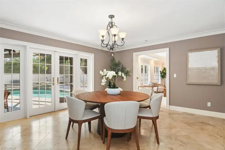 2429 Kings Lake Blvd, Naples, Florida 34112
