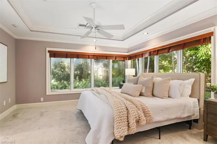 2429 Kings Lake Blvd, Naples, Florida 34112