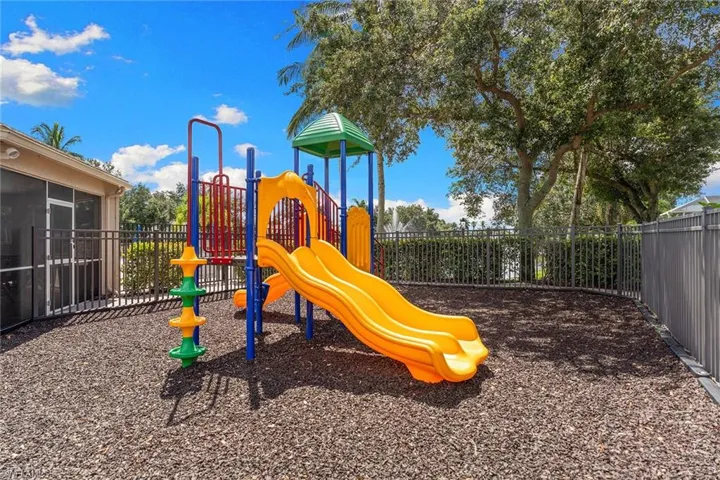 8251 Ibis Cove Cir A129, Naples, Florida 34119