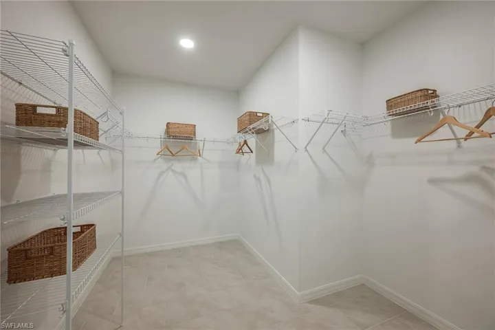 Photo description represents the model home of the same floor plan.