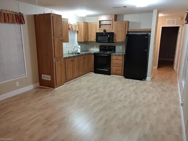 330 N Cabbage Palm St, Clewiston, Florida 33440