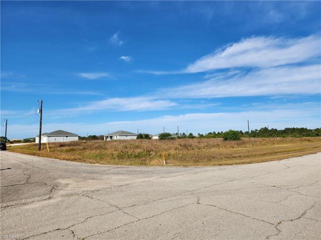 Lot view from corner of SE Banyan Blvd and Jubilee Ter