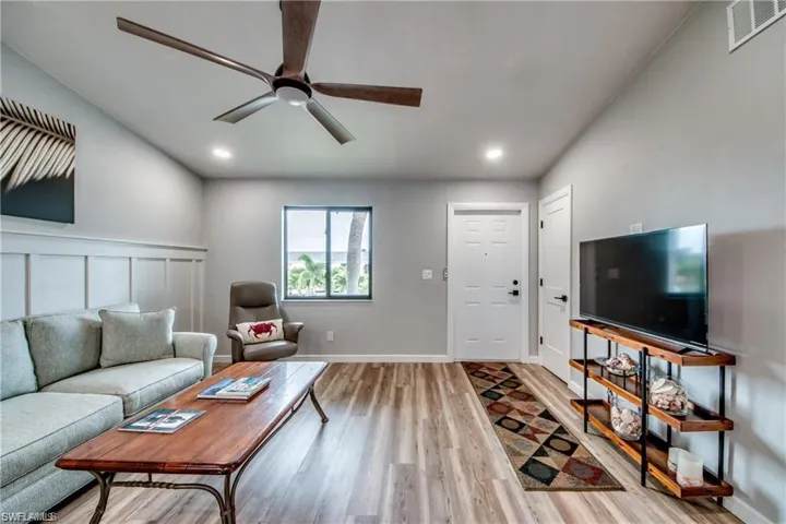4903 Vincennes St # 213, Cape Coral Fl 33904