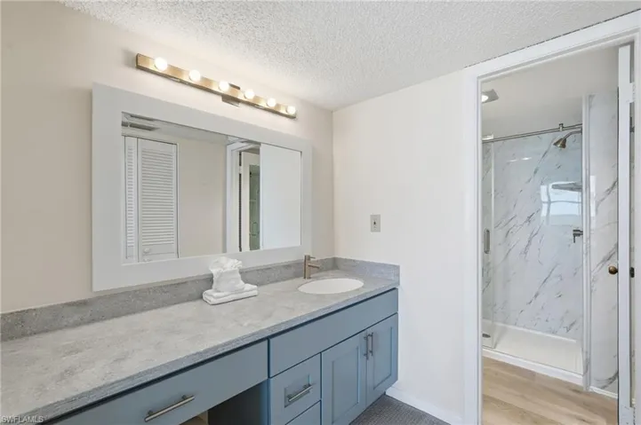 4223 Bay Beach Ln 4f, Fort Myers Beach, Florida 33931