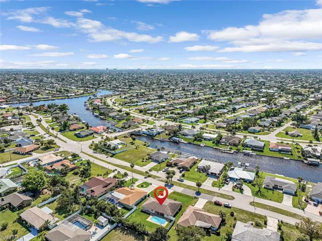 2533  Shelby  PKWY, Cape Coral, FL 33904