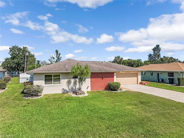 2533  Shelby  PKWY, Cape Coral, FL 33904