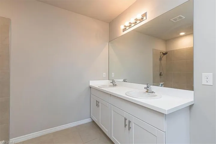 Double vanity