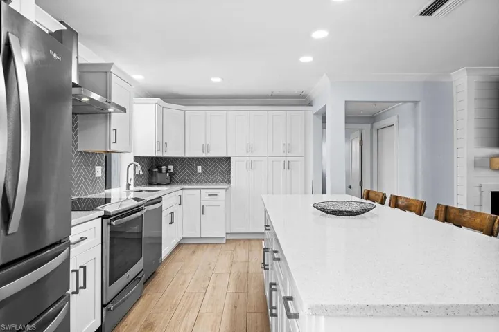 Lots of Cabinets in the Kitchen