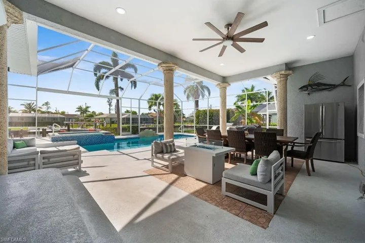 Huge Lanai overlooking Screened Pool and Spa