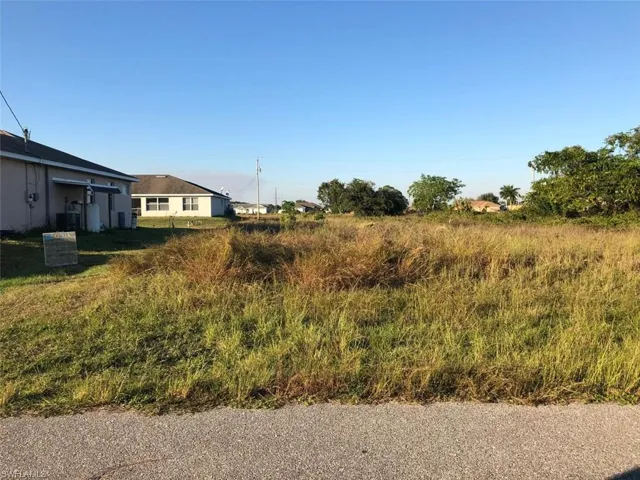 4210 28th St Sw, Lehigh Acres, Florida 33976
