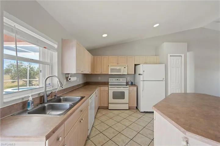 3216 NW 15th  TER, Cape Coral, FL 33993