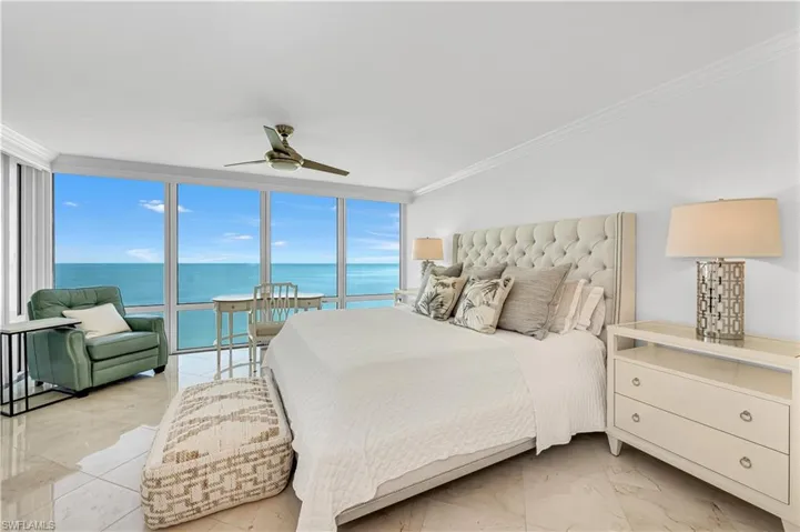 Primary Bedroom with Direct Gulf Views!