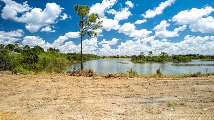 2501 16th ST W, LEHIGH ACRES FL 33971