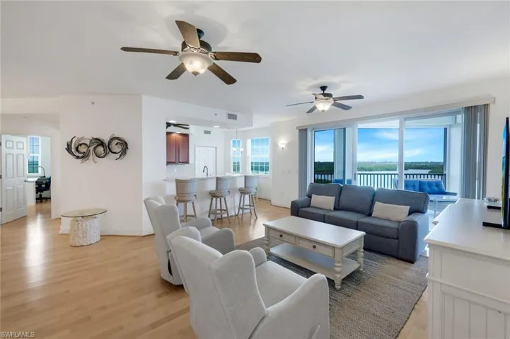 337  Vintage Bay  DR, Marco Island, FL 34145