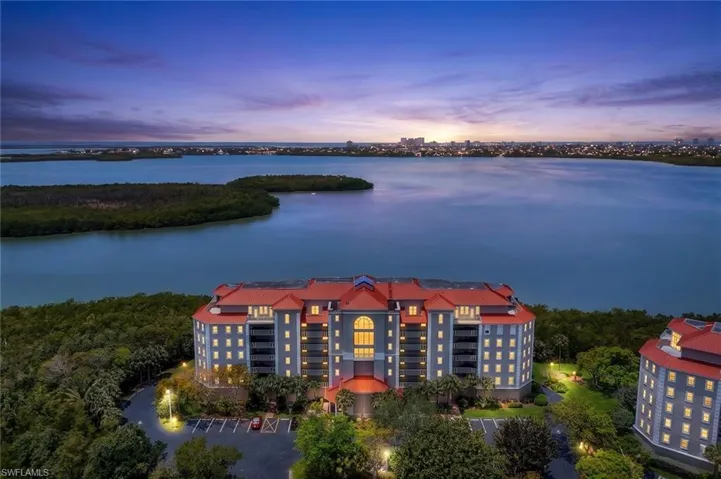 337  Vintage Bay  DR, Marco Island, FL 34145
