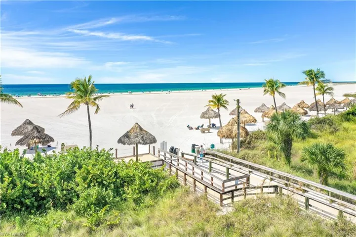 337  Vintage Bay  DR, Marco Island, FL 34145
