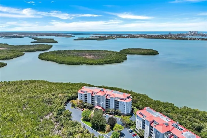 337  Vintage Bay  DR, Marco Island, FL 34145