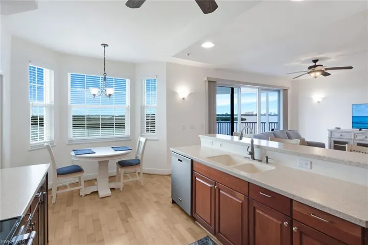 337  Vintage Bay  DR, Marco Island, FL 34145