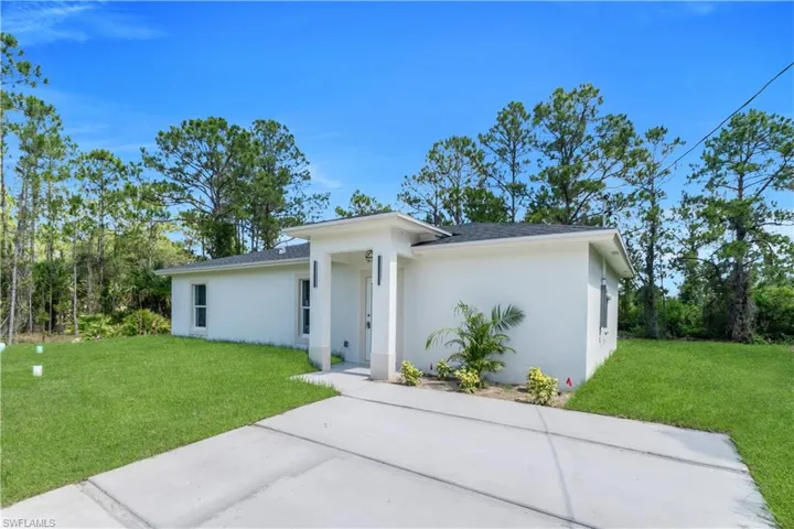 951  Filbert  ST, Lehigh Acres, FL 33974