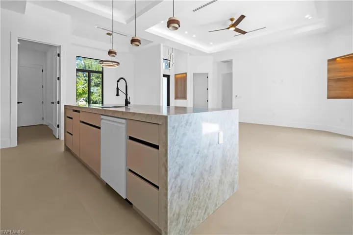 129 Sw 34th Ave, Cape Coral, Florida 33991