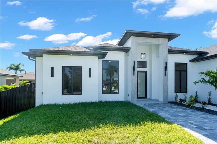 129 Sw 34th Ave, Cape Coral, Florida 33991