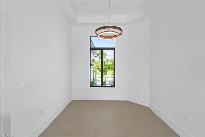 129 Sw 34th Ave, Cape Coral, Florida 33991