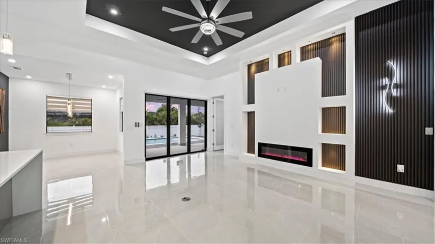 2711 Van Buren Pkwy, Cape Coral, Florida 33993