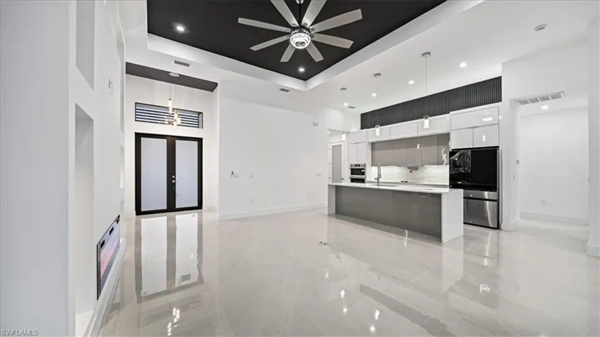 2711 Van Buren Pkwy, Cape Coral, Florida 33993